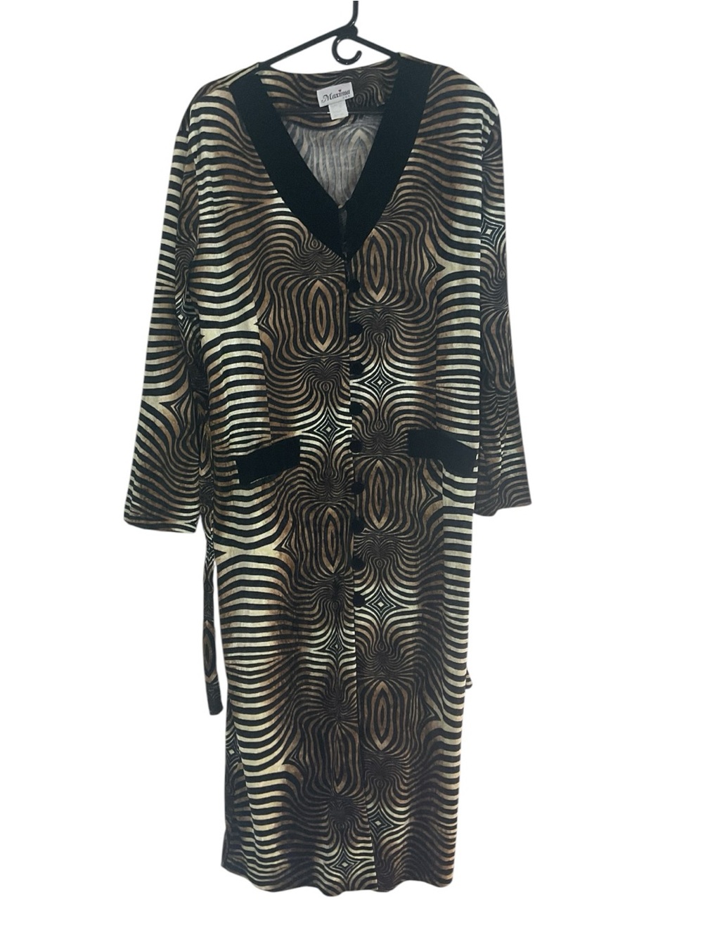 Maxima USA 2X Velvet Button Front Maxi Dress Geometric Print Belted Faux Pockets